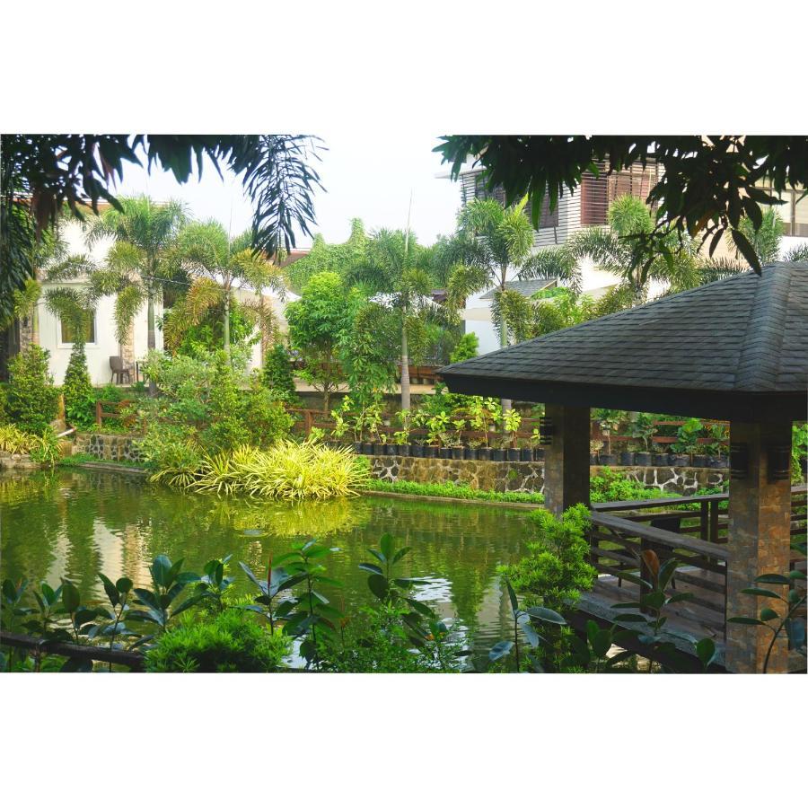 Floating Sanctuary Resort Powered By Cocotel Bulacan Exterior photo